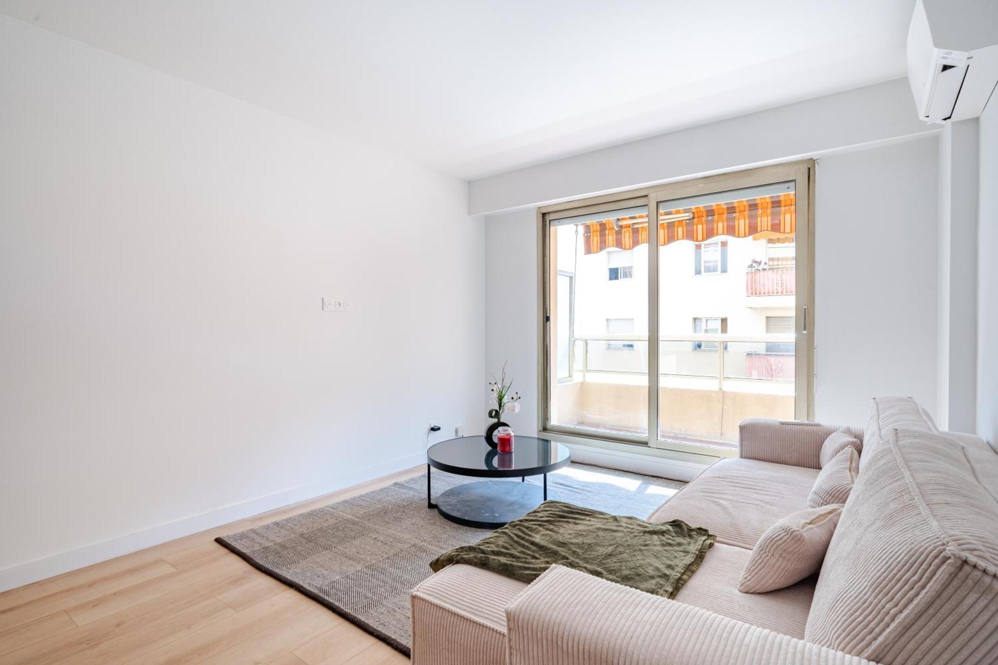 Near Old Town And Apartment Fully Renovated Nizza Exterior foto